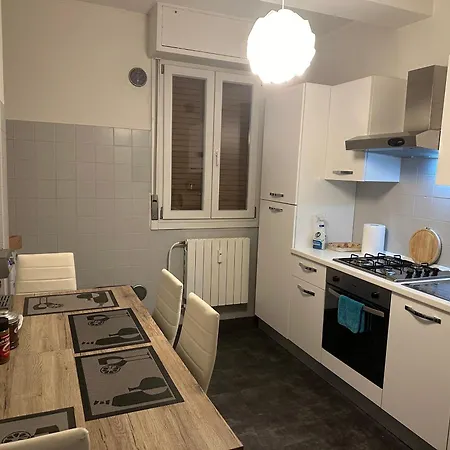 The New Leone D'oro Of Venice 메스트레