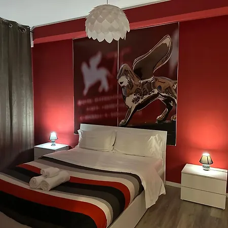 The New Leone D'oro Of Venice Apartmán *
