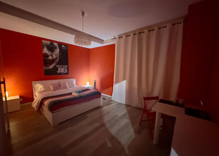 The New Leone D'oro Of Venice *